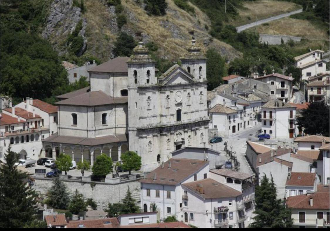 Palazzo Del Principe Διαμέρισμα Castel Di Sangro Εξωτερικό φωτογραφία