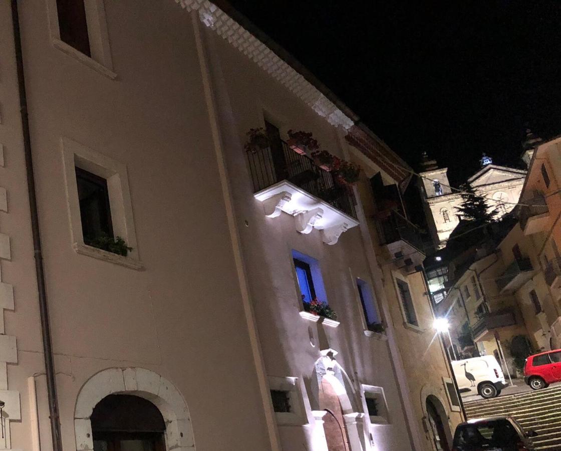 Palazzo Del Principe Διαμέρισμα Castel Di Sangro Εξωτερικό φωτογραφία